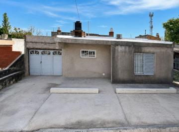 Casa de 4 ambientes, Córdoba · Casa a Reciclar 4 Ambientes Calle Rimini - Ciudad de Cordoba