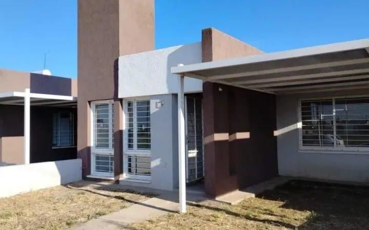 Casa · 60m² · 5 Ambientes