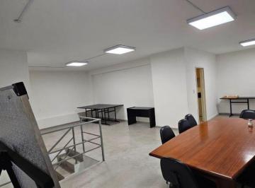 Oficina comercial de 2 ambientes, Córdoba · Oficina Comercial de 166 m² en Alquiler en Centro