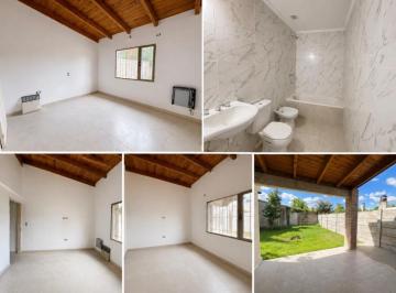 Casa · 80m² · 3 Ambientes · Venta/permuta - Casa a Estrenar 2 Dormitorio - Centro, Roldán