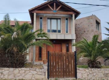 Casa · 611m² · 6 Ambientes · Venta de Casa en Potrero de Los Funes - San Luis