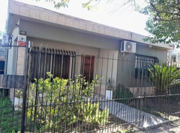 Casa · 115m² · 4 Ambientes · 2 Cocheras · Venta Casa 4 Amb José C Paz Garage + Jardin Financia