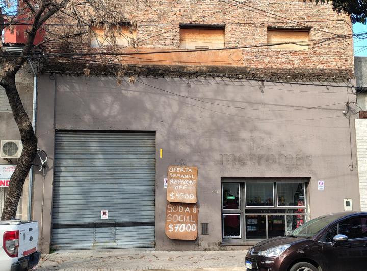 Bodega-Galpón · 200m²