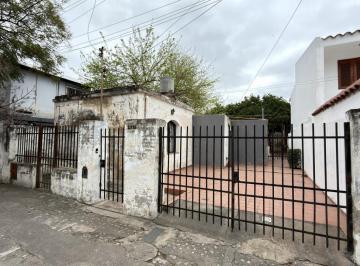 Casa de 4 ambientes, Córdoba · Casa de un Dormitorio a Reciclar o Demoler Ideal Inversionistas
