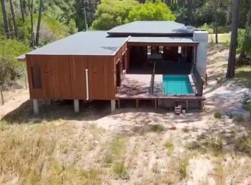 Casa · 1680m² · 4 Ambientes · 2 Cocheras · Casa en Alquiler Temporario Barra Verde | 3 Dorm. | Piscina | La Barra