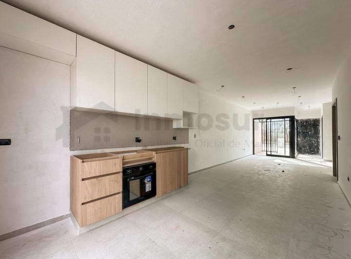 Casa · 118m² · 2 Dormitorios · 2 Cocheras