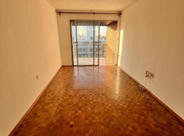 Departamento · 28m² · 1 Ambiente · Alquiler de Monoambiente con Balcón en Pocitos, Montevideo