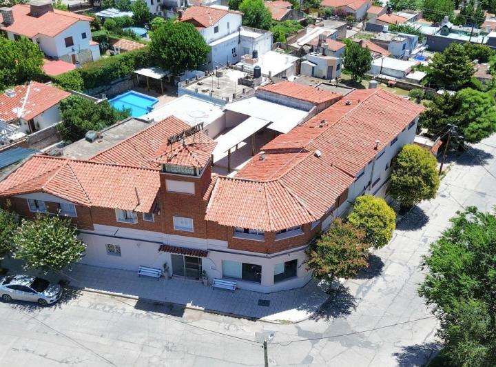 Local comercial · 903m² · 39 Ambientes