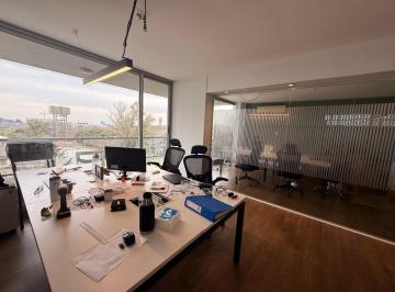Oficina comercial · 85m² · 4 Ambientes · 1 Cochera · Oficina en Nunez con Cochera - Seguridad 24hs. Al Frente. con Buen Layout