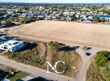 Terreno · 860m² · Terreno Lote en Venta en Costa Esmeralda Cancha de Polo