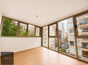 Departamento · 120m² · 4 Ambientes · 1 Cochera · Venta Departamento 4 Ambientes en Cabello Esquina Lafinur, Full Amenities