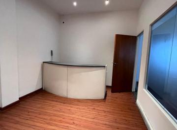 Oficina comercial de 5 ambientes, Monserrat · Oficina Gran Oportunidad en Salta y Alsina. 152 m² y Cochera