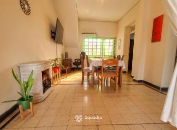 PH · 84m² · 3 Ambientes · 1 Cochera · Venta | Permuta - PH de 2 Dorm. con Cochera - España y Hospitales, Rosario - Apto Crédito.