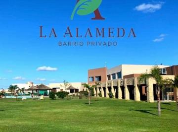 rs:f7mlbeevaebkrg879wdfo7md · Terreno Barrio La Alameda