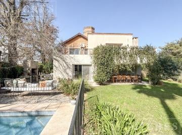 Casa · 252m² · 9 Ambientes · 2 Cocheras · Casa en Venta en Los Lagartos Country Club