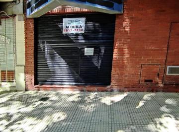 Local comercial · 21m² · 2 Ambientes · Excelente Local en Venta Ubicado en Yerbal y Av Nazca, Flores