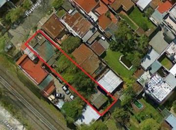 Terreno · 372m² · Lote en Venta - 8,66x43 - Fot 1,8 - Fos 0,6 - Multifamiliar.
