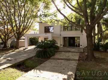 Casa · 400m² · 6 Ambientes · 2 Cocheras · Venta Casa - Ayres del Pilar / Pilar