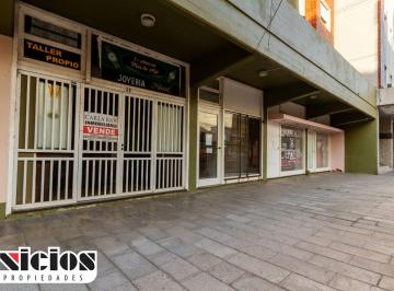 Local comercial , Mar de Ajó · 2 Locales en Zona Centrica - C1129