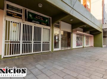 Local comercial , Mar de Ajó · 2 Locales en Zona Centrica - C1129