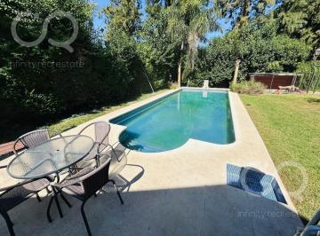Casa · 257m² · 5 Ambientes · 4 Cocheras · Venta - Casa Para Dos Familias - Parque - Piscina - Zona de Quintas