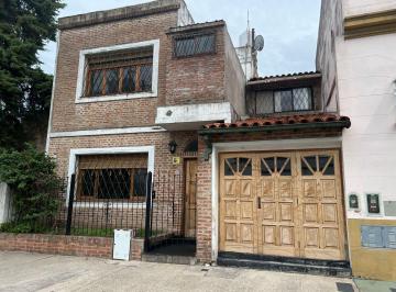 Casa · 178m² · 6 Ambientes · 1 Cochera · Venta Casa 5/6 Amb con Jardín Coghlan
