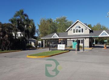 Terreno · 960m² · Venta Unico Lote Central Barrio Cerrado Campos de Alvarez.