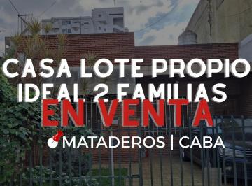 Casa · 202m² · 5 Ambientes · 1 Cochera · Venta Casa 5 Ambientes a Remodelar con Cochera