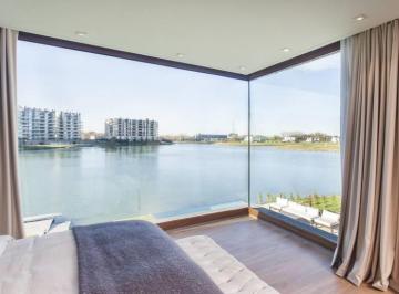 Casa · 400m² · 5 Ambientes · Casa en Venta en El Golf Nordelta