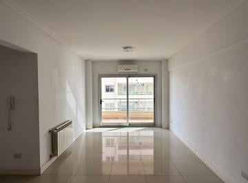 Departamento de 2 ambientes, La Matanza · 2 Ambientes con Balcón, Cochera y Amenities en Ramos Mejía