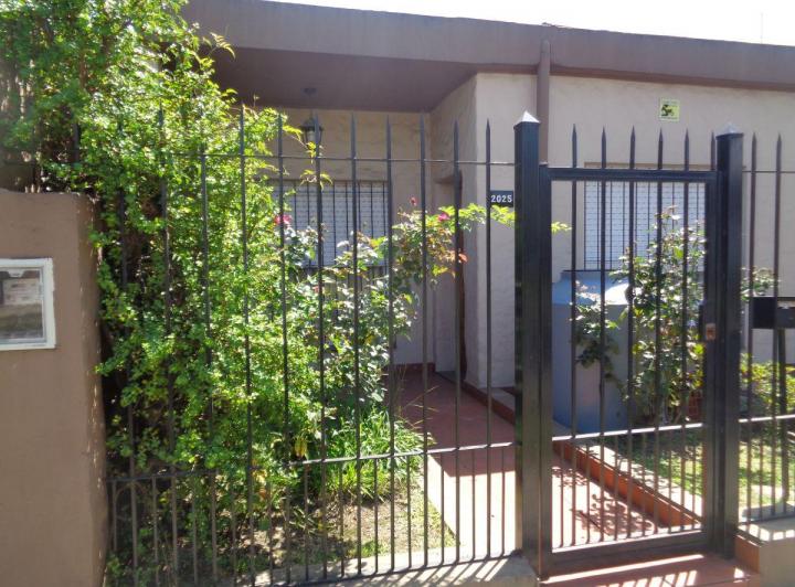 Casa · 100m² · 4 Ambientes · 1 Cochera