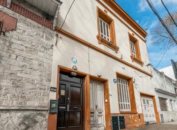 Casa · 280m² · 7 Ambientes · 1 Cochera · En Venta Casa + Oficinas en Pompeya