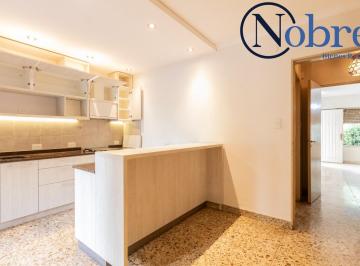 Casa · 153m² · 4 Ambientes · 2 Cocheras · Venta Casa 4 Ambientes con Galeria y Pileta en Haedo.
