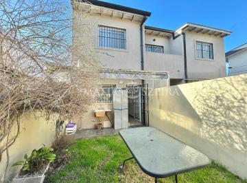 Casa · 89m² · 4 Ambientes · 1 Cochera · Dúplex 4 Ambientes en Ituzaingó Norte
