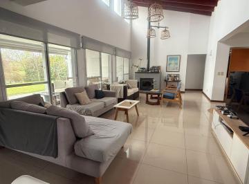 Casa de 6 ambientes, Tigre · Lagos del Norte/ en Exclusividad | Casa en Una Planta a La Laguna | 4 Dorm. | Orientación Nort