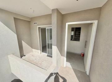 Departamento · 80m² · 3 Ambientes · 1 Cochera · Duplex en Venta - Hurlingham