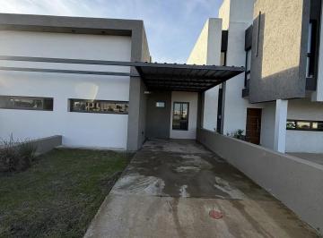 Foto · Se Vende Casa Duplex Docta 2 Dorm 2 Baños!