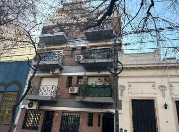 PH · 32m² · 2 Ambientes · PH en Balvanera 2 Ambientes Bajas Expensas