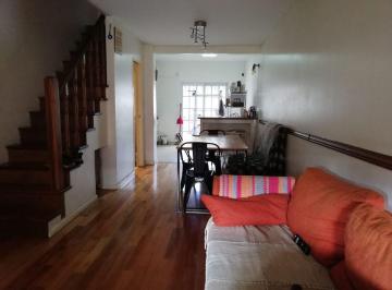 Casa de 4 ambientes, Tres de Febrero · Triplex Apto Crédito Ciudad Jardin
