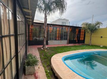 Casa de 8 ambientes, Villa Mercedes · Casa de 250 m² con 2 Dorm. en Venta en Altos del Oeste