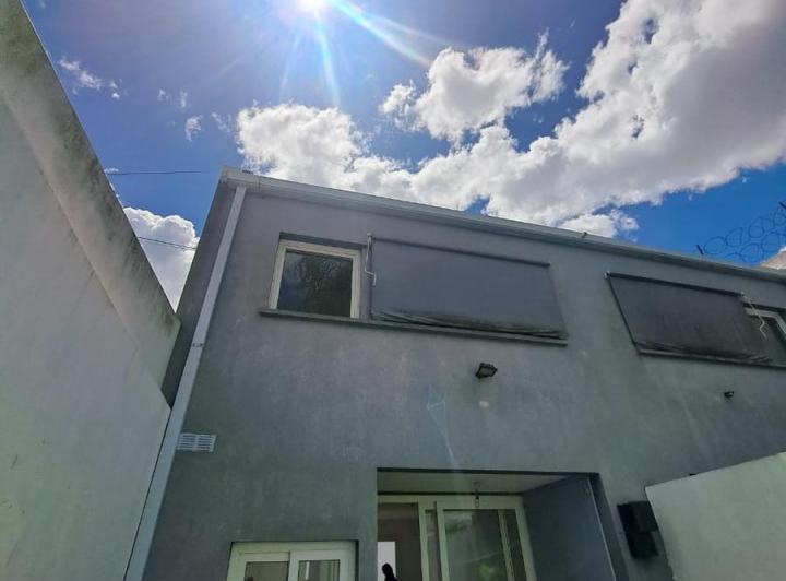 Casa · 80m² · 3 Ambientes · 2 Cocheras