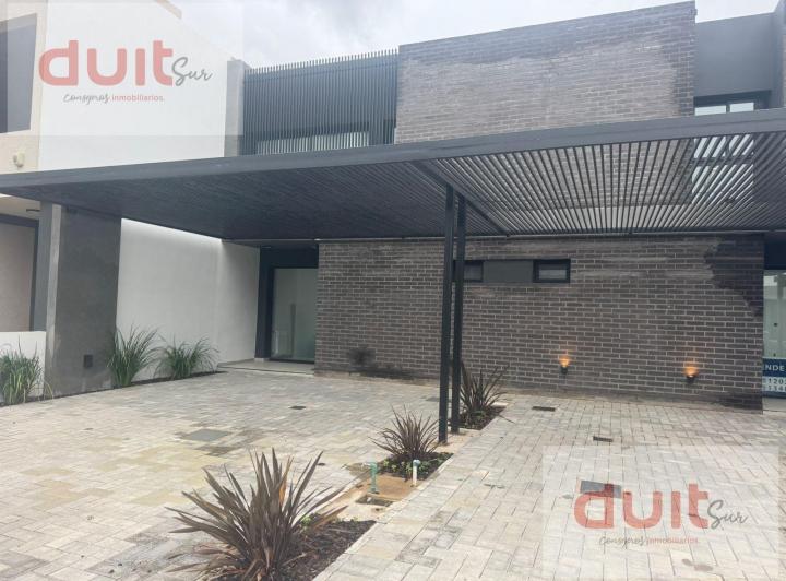 Casa · 160m² · 7 Ambientes · 2 Cocheras