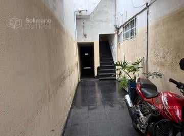 PH · 97m² · 4 Ambientes · 1 Cochera · Venta de PH en Vicente López Ideal Para Flipping