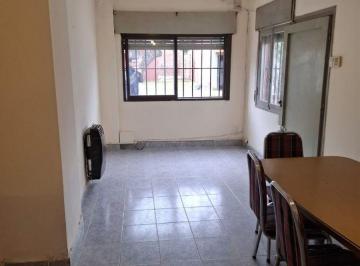 Casa de 6 ambientes, Villa Mercedes · Casa de 351 m² con 2 Dorm. en Venta en Pringles
