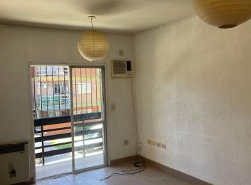 Edificio de 3 ambientes, Esteban Echeverría · Alquila Departamento Monte Grande