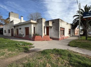 Casa · 106m² · 5 Ambientes · Casa en Viedma