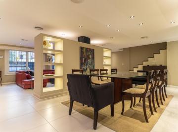 Casa · 245m² · 9 Ambientes · 2 Cocheras · Casa a La Venta Sobre Lote Propio con Jardin, Pileta, Parrilla y 2 Cocheras en Nuñez