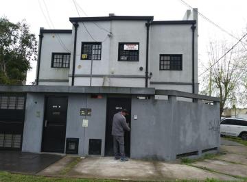 Casa de 3 ambientes, La Plata · Duplex en Alquiler con Dos Dorm. y escritorio (Posibilidad de un Tercer Dormitorio)