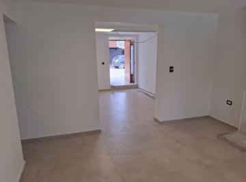 Casa de 5 ambientes, Villa Mercedes · Casa de 240 m² con 2 Dorm. en Venta en Las Mirandas