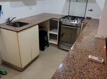 Departamento de 2 ambientes, Villa Urquiza · Excelente Dpto de 2 Amb con Balcón Corrido